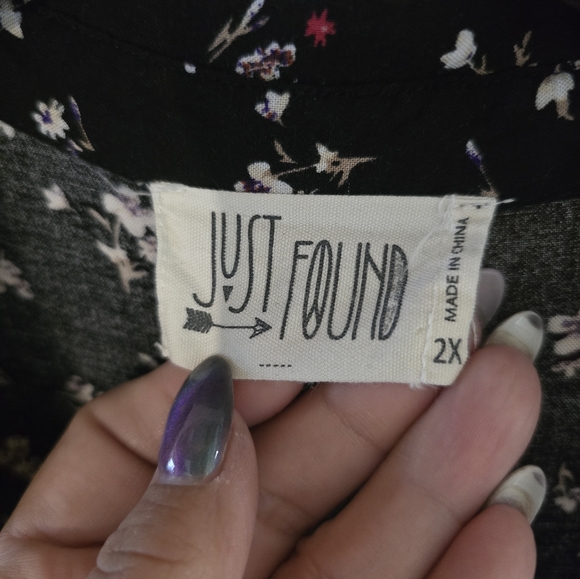 Women's Dress - Picture 5 of 5